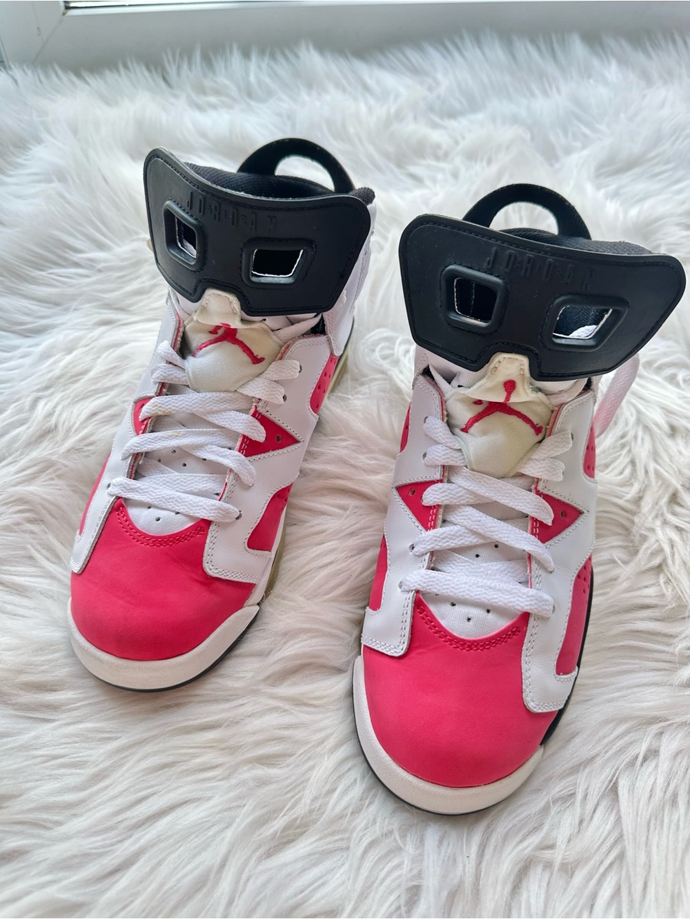Jordan Kids Sneakers in Pink, White and Black